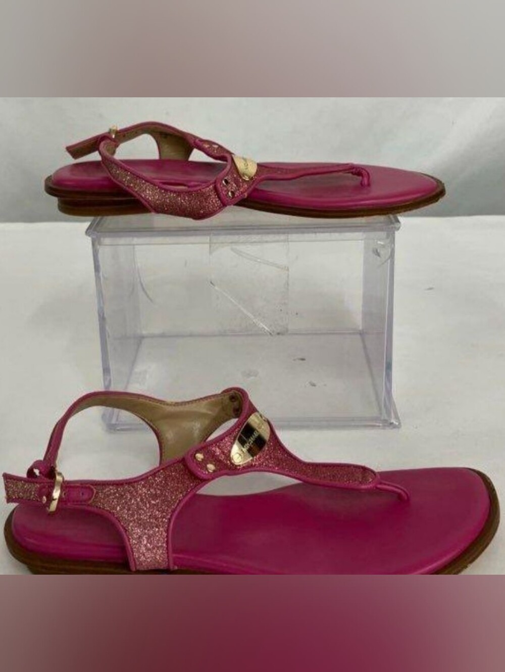 Michael Kors Plate Thong Pink Glitter Toe-Ring Sandals Size 7.5